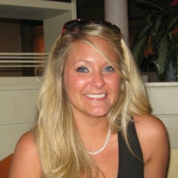 Meet your Posher, Sammie! - Picture 2 of 3